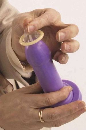 Condom Demonstrator