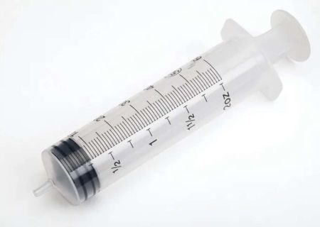 Disposable sterile syringe